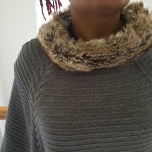 Sweaters - One Size Fits All Poncho with Faux Fur Collar Sweaters - One Size Fits All Poncho with Faux Fur Collar